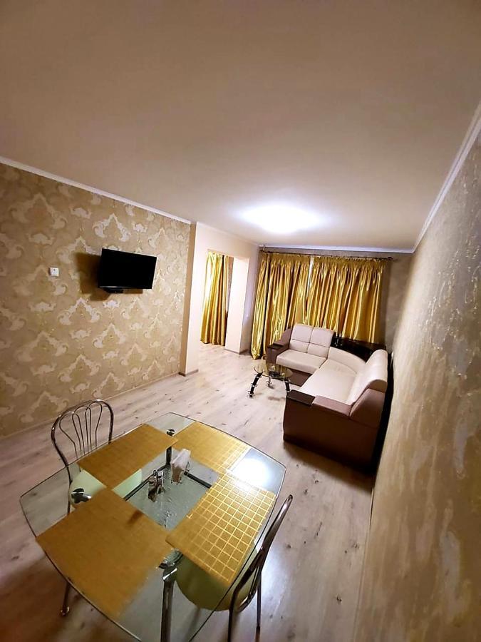 Poltava Luxury Apartments Almazniy Trade Center エクステリア 写真